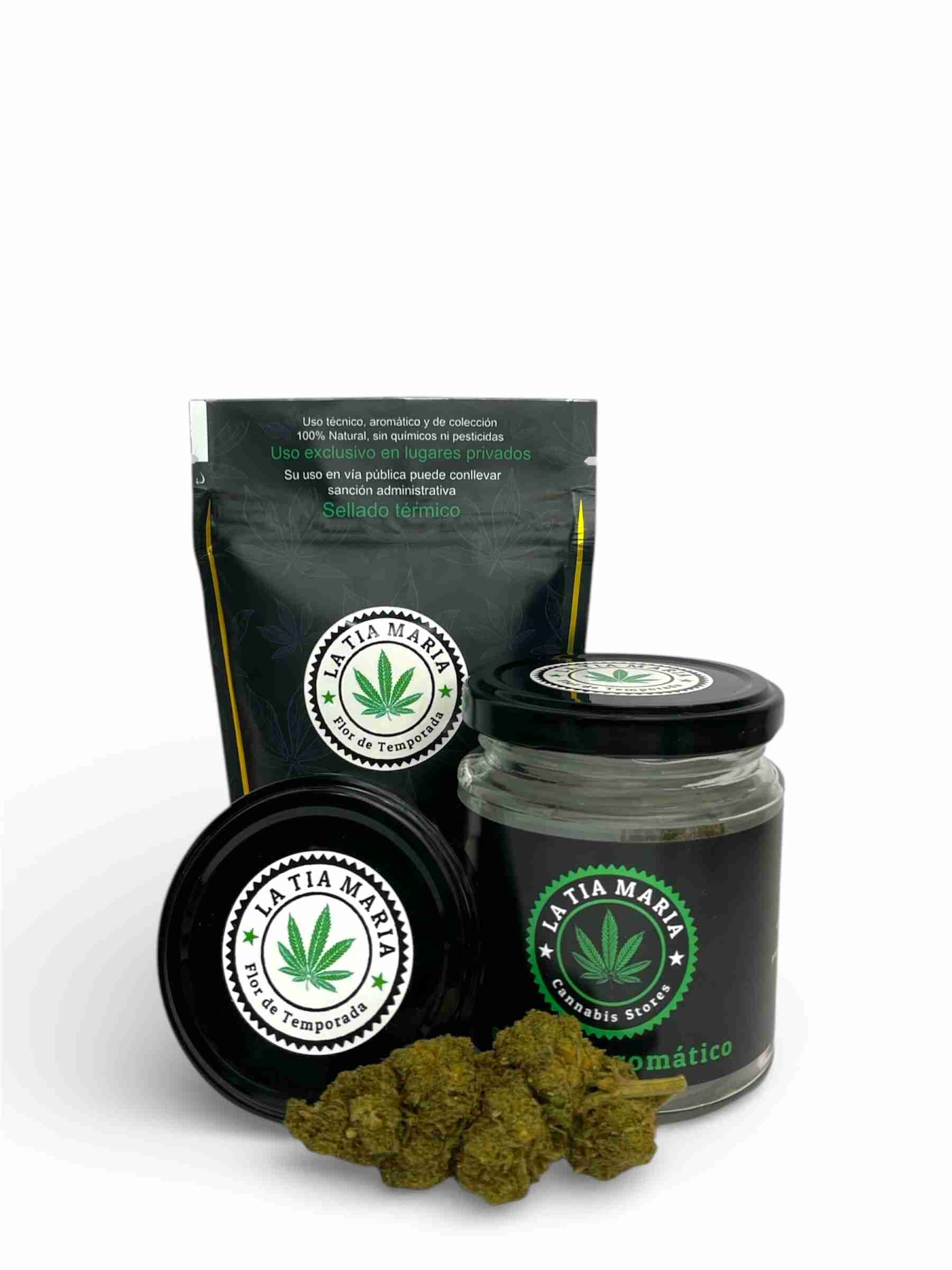 Variedad de flor de temporada CBD. Nueva flor, de invernadero.